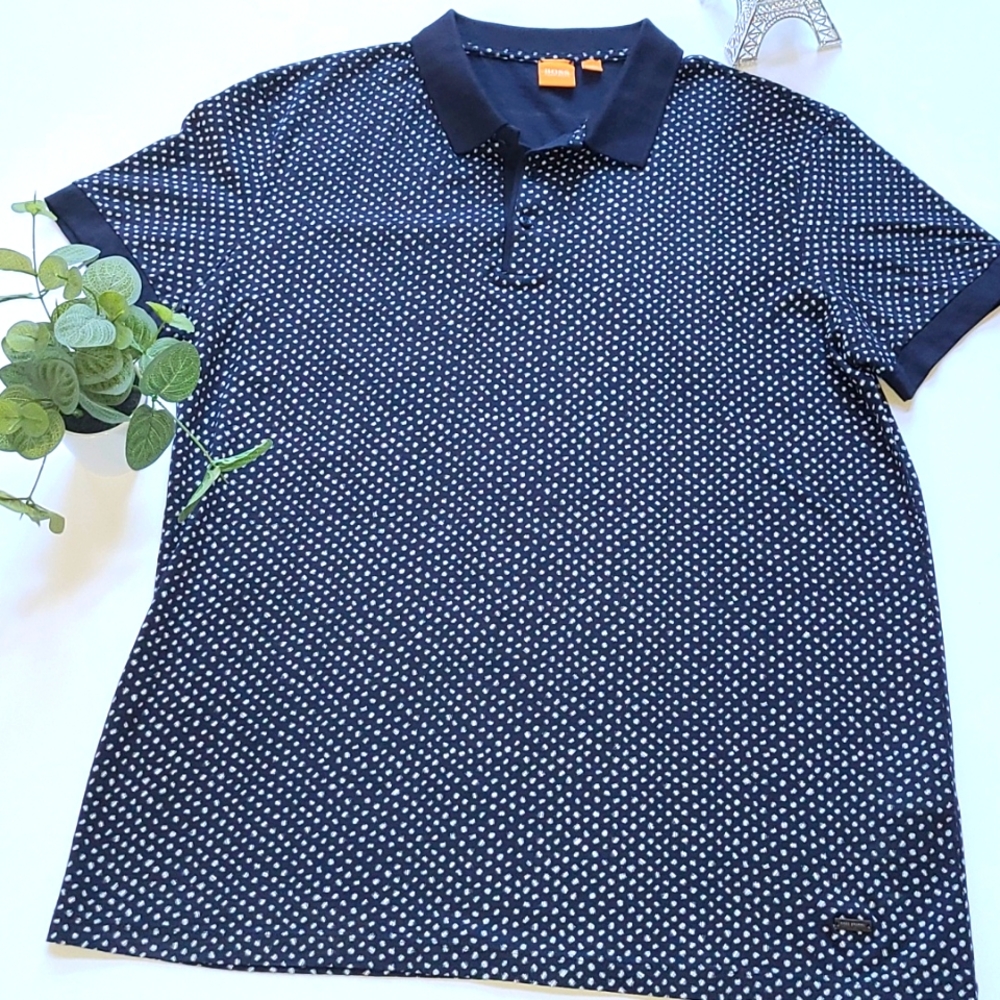 Boss Navy and White Mens Polo Shirt. Size XL. #10-0217 NWOT